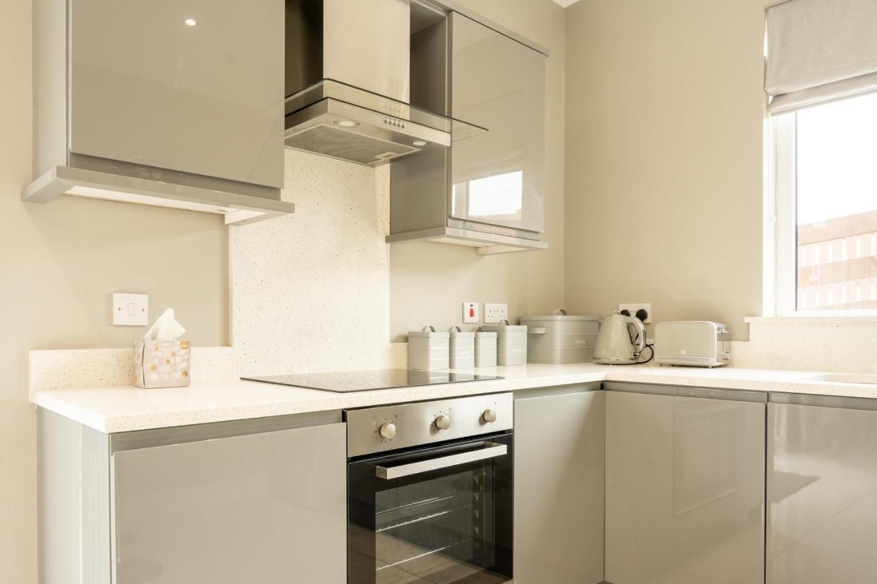 The View Apartment 2, Newry - Luxury Open Plan Apartment With City Views Buitenkant foto